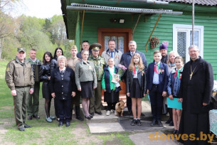 Мирного неба над головой пожелали гости ветерану войны Вере Денисовне Круглик