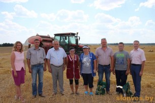 Гонар і хвала - удзельнікам жніва!